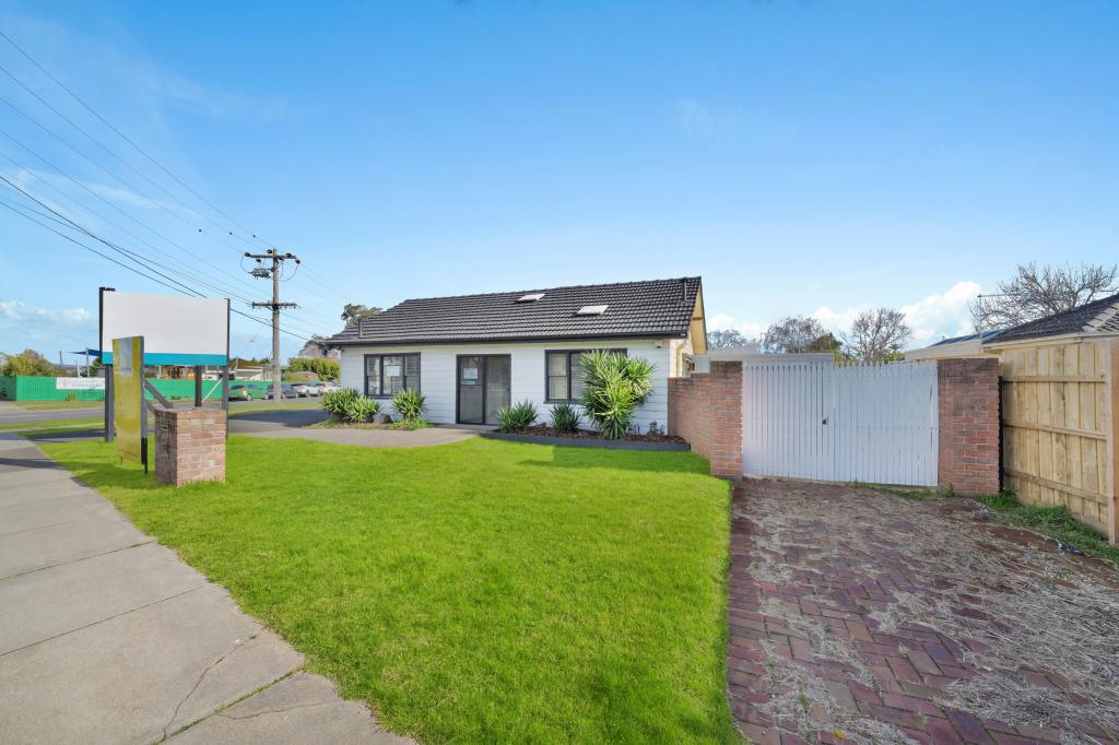 304 Frankston-Dandenong Rd, Seaford, VIC 3198