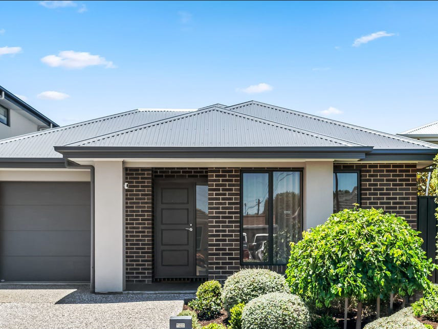 10 Northumberland Ave, Findon, SA 5023