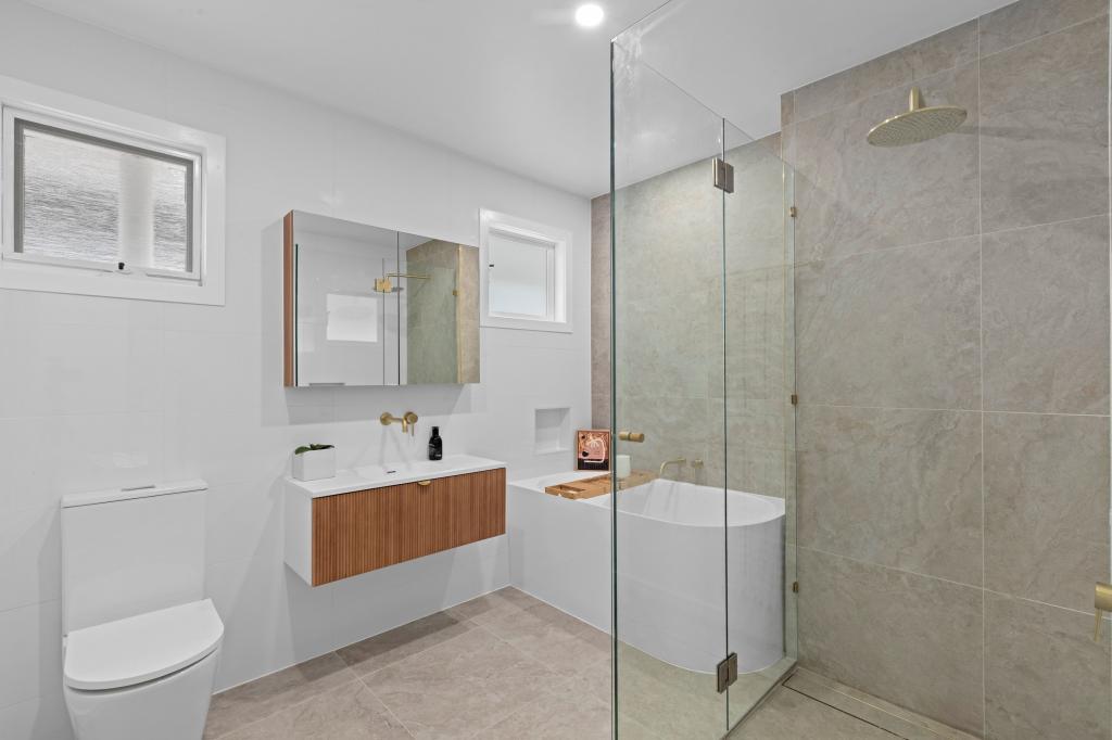 118 Heyers Rd, Grovedale, VIC 3216