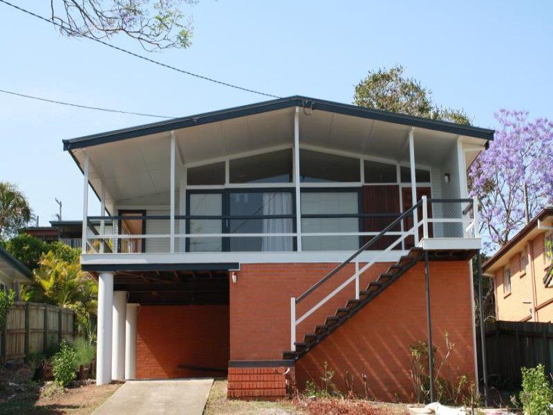 15 Dagmar St, Holland Park West, QLD 4121