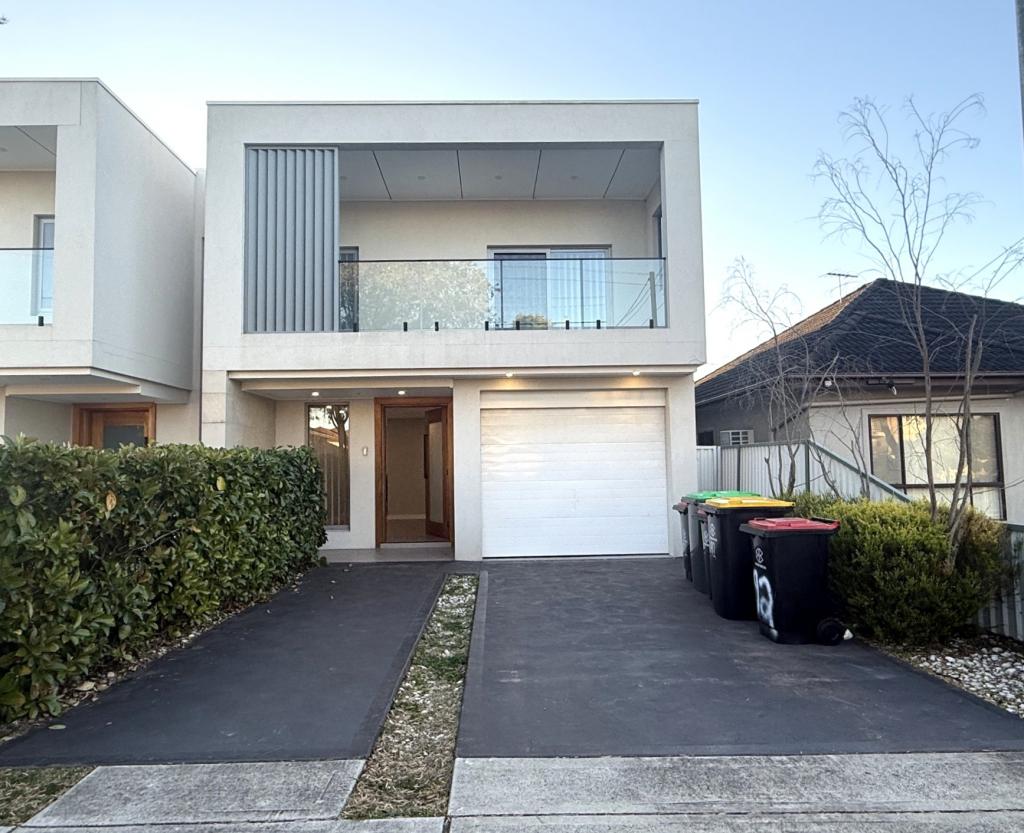 92 Iberia St, Padstow, NSW 2211