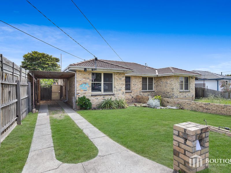 1/2 Dunearn Rd, Dandenong North, VIC 3175