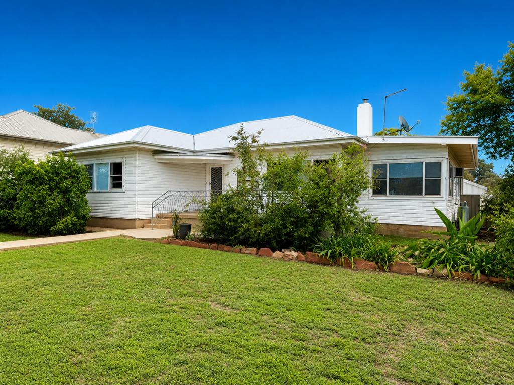 23 Cooma Rd, Narrabri, NSW 2390