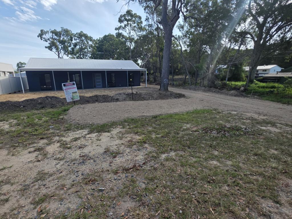 28 Hastings Tce, Macleay Island, QLD 4184