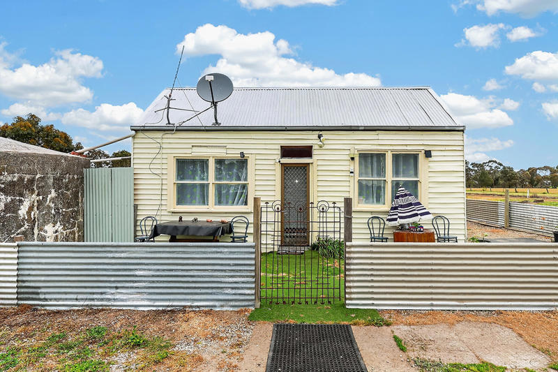 12 Mcarthur St, Darlington, VIC 3271