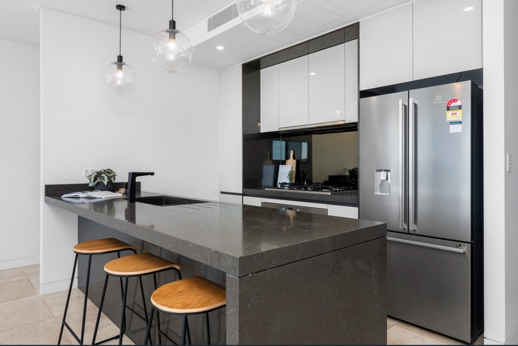 725/8 STUDIO DR, EASTGARDENS, NSW 2036
