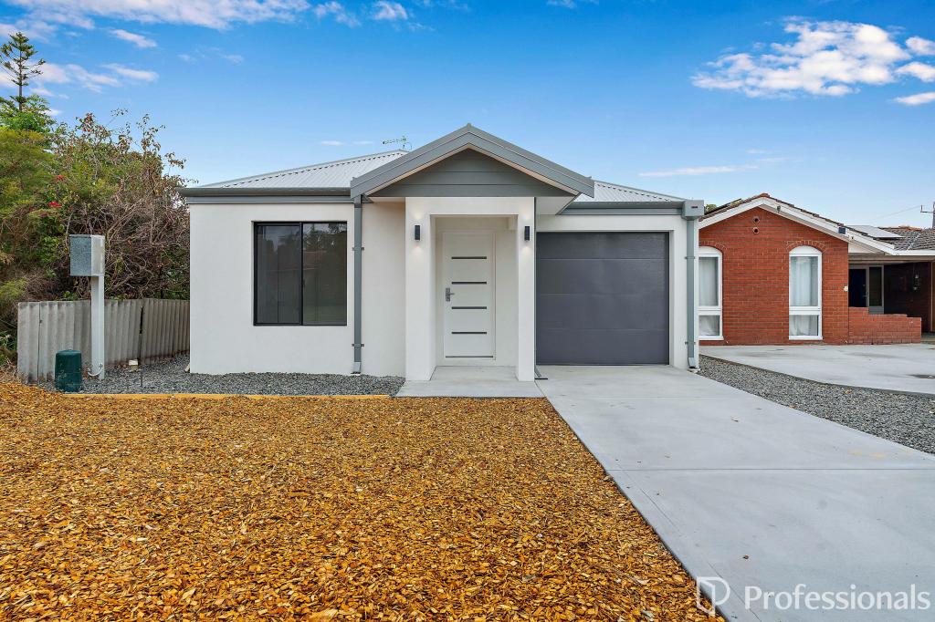 2a Carleton Cres, Forrestfield, WA 6058