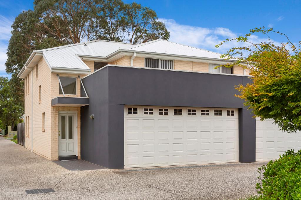 7/4a Tallegalla St, Unanderra, NSW 2526