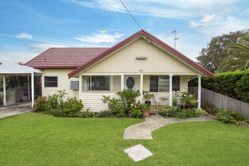 51 Lakeside Pde, The Entrance, NSW 2261