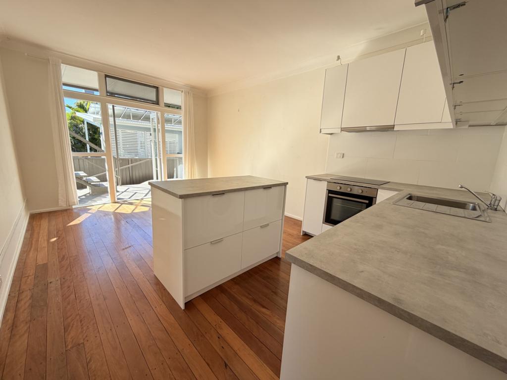 3/5 Elder Ent, Burleigh Heads, QLD 4220