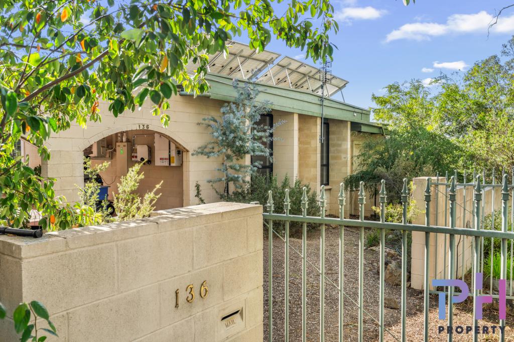 136 Crusoe Rd, Kangaroo Flat, VIC 3555