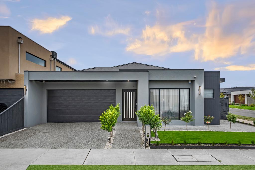 24 AVIGNON ST, WOLLERT, VIC 3750
