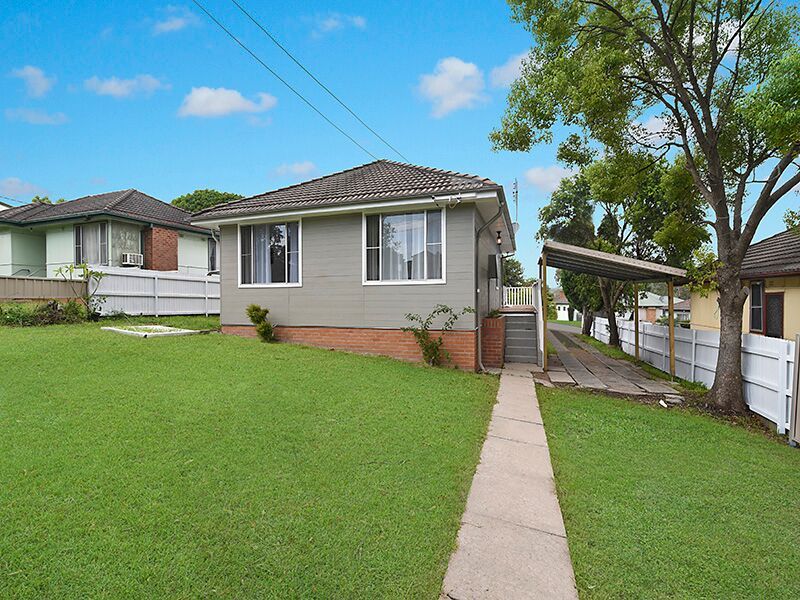 8 Aspinall St, Booragul, NSW 2284