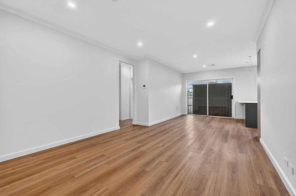 4/25 EOTHEN LANE, KILSYTH, VIC 3137