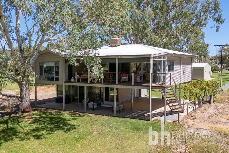 33 Rob Loxton Rd, Walker Flat, SA 5238