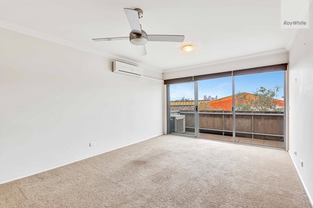 11/6 Pottery Ct, Brunswick, VIC 3056
