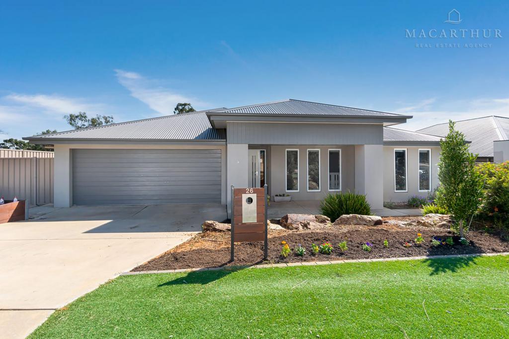 26 Barton Ave, Lloyd, NSW 2650