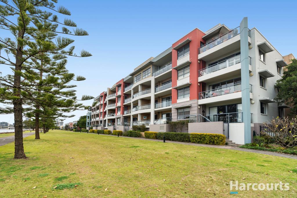 2/233 HANNELL ST, MARYVILLE, NSW 2293