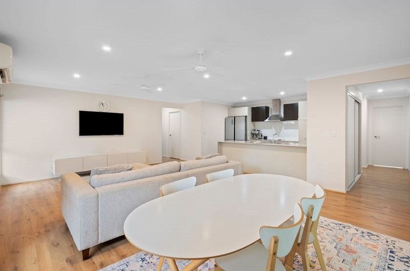 23 Allington Cct, Maudsland, QLD 4210