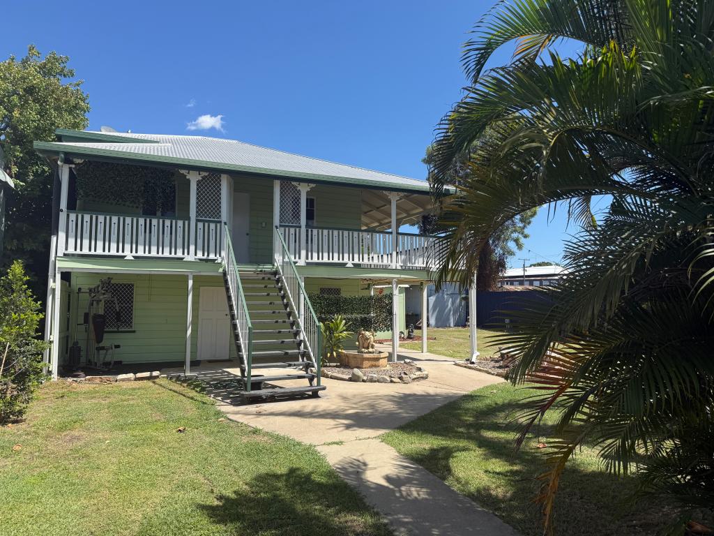 258 East St, Depot Hill, QLD 4700