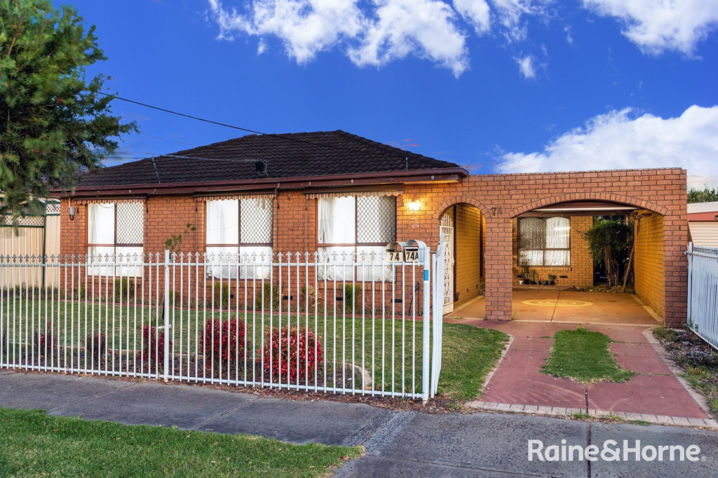 74 Chester Cres, Deer Park, VIC 3023