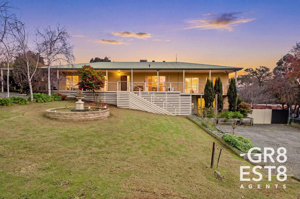 8 Stanhill Dr, Cranbourne South, VIC 3977