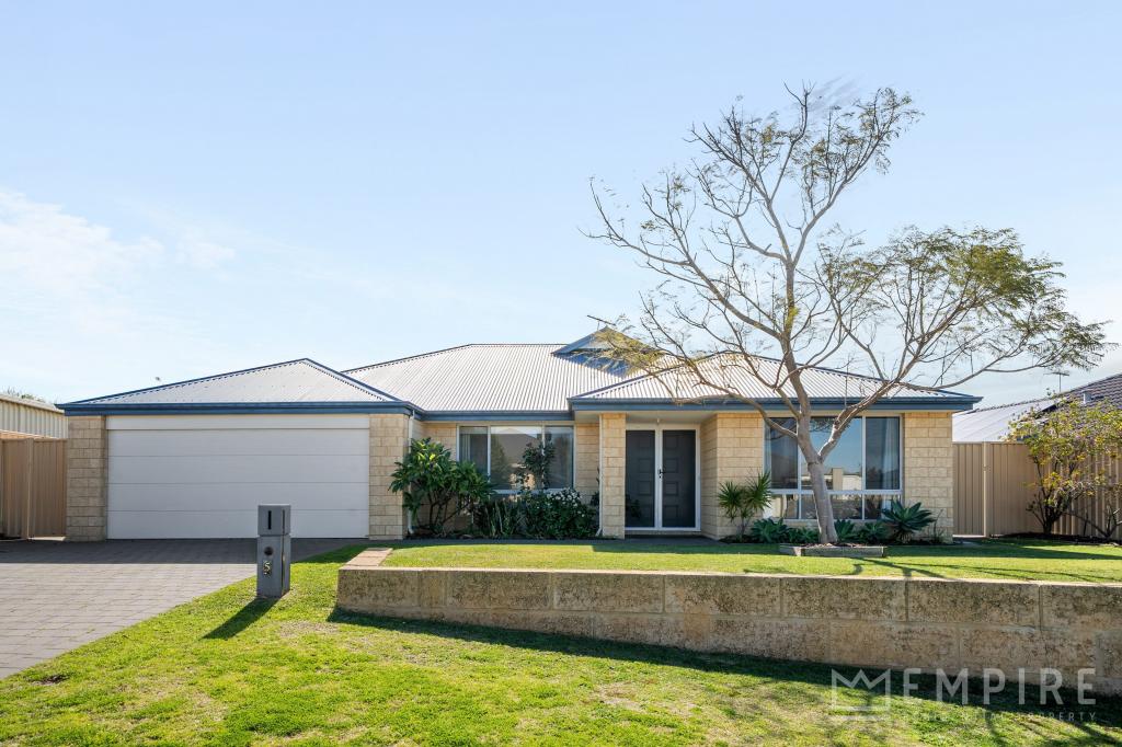 5 Donnelly St, Lake Coogee, WA 6166