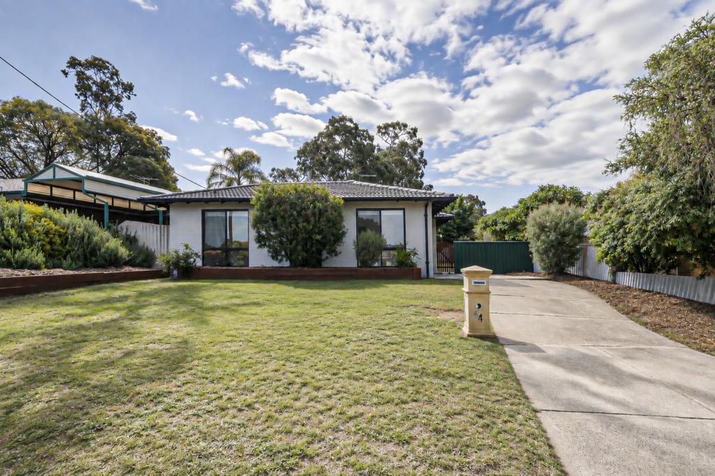 64 RAVENSCROFT WAY, KELMSCOTT, WA 6111