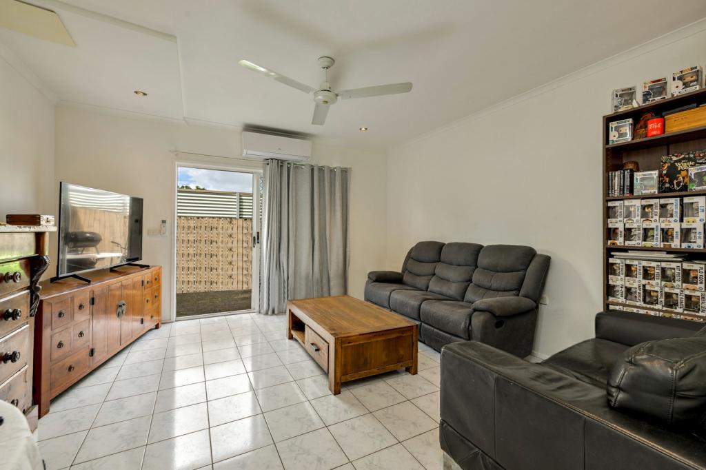 8/462 Mccoombe St, Mooroobool, QLD 4870
