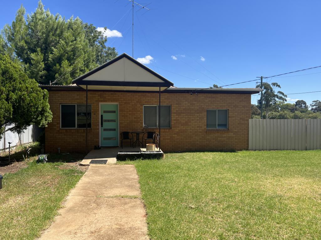 14 Binguie St, Griffith, NSW 2680