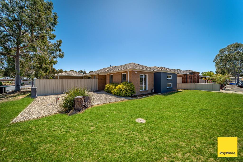 11 LORIKEET AVE, EPSOM, VIC 3551