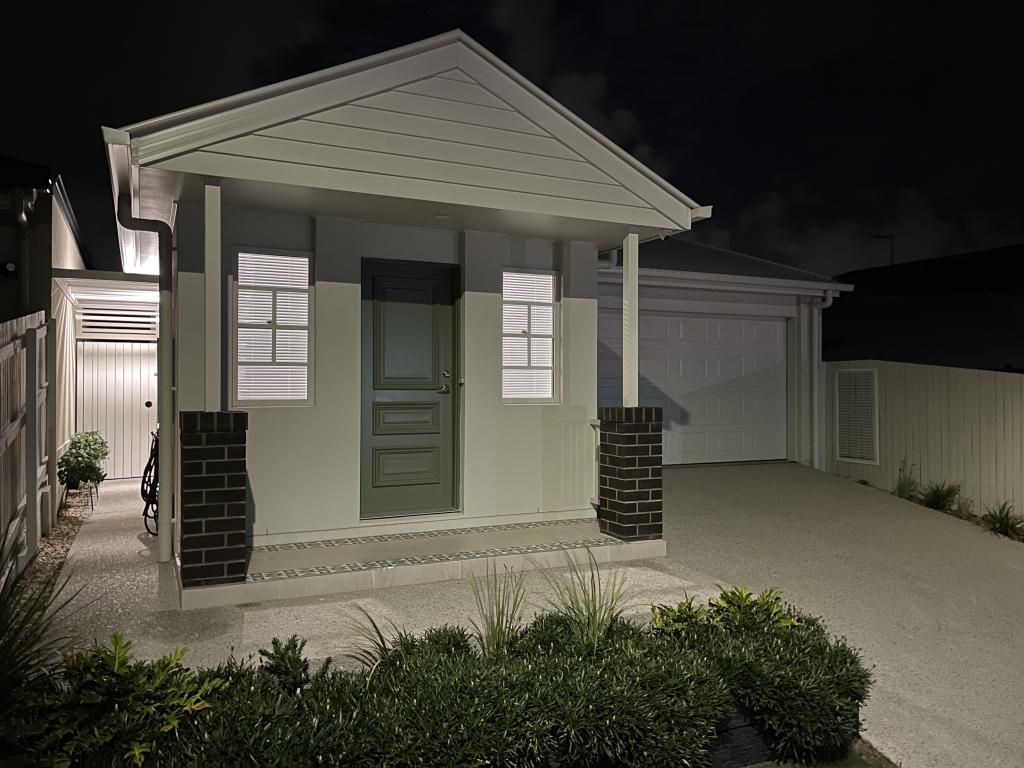 10 Waratah St, Narangba, QLD 4504