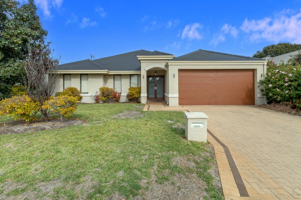 30 Pebble Bush Dr, Canning Vale, WA 6155