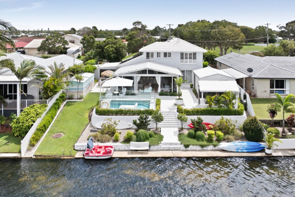 56 Nelson St, Pelican Waters, QLD 4551