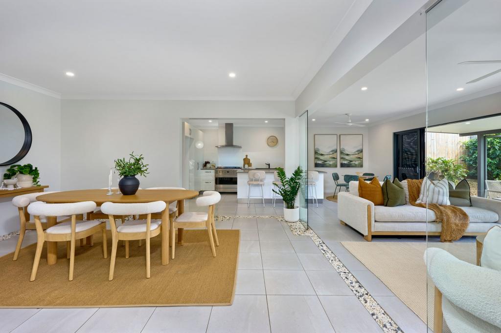 40 Elderberry Ave, Bentley Park, QLD 4869