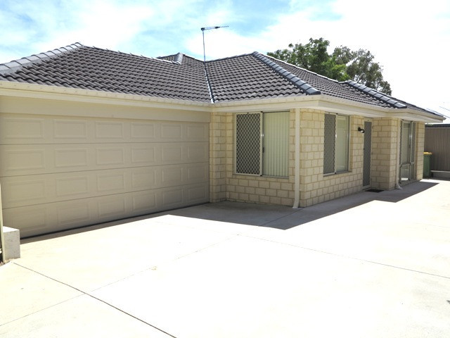 10A BRANDON WAY, LYNWOOD, WA 6147