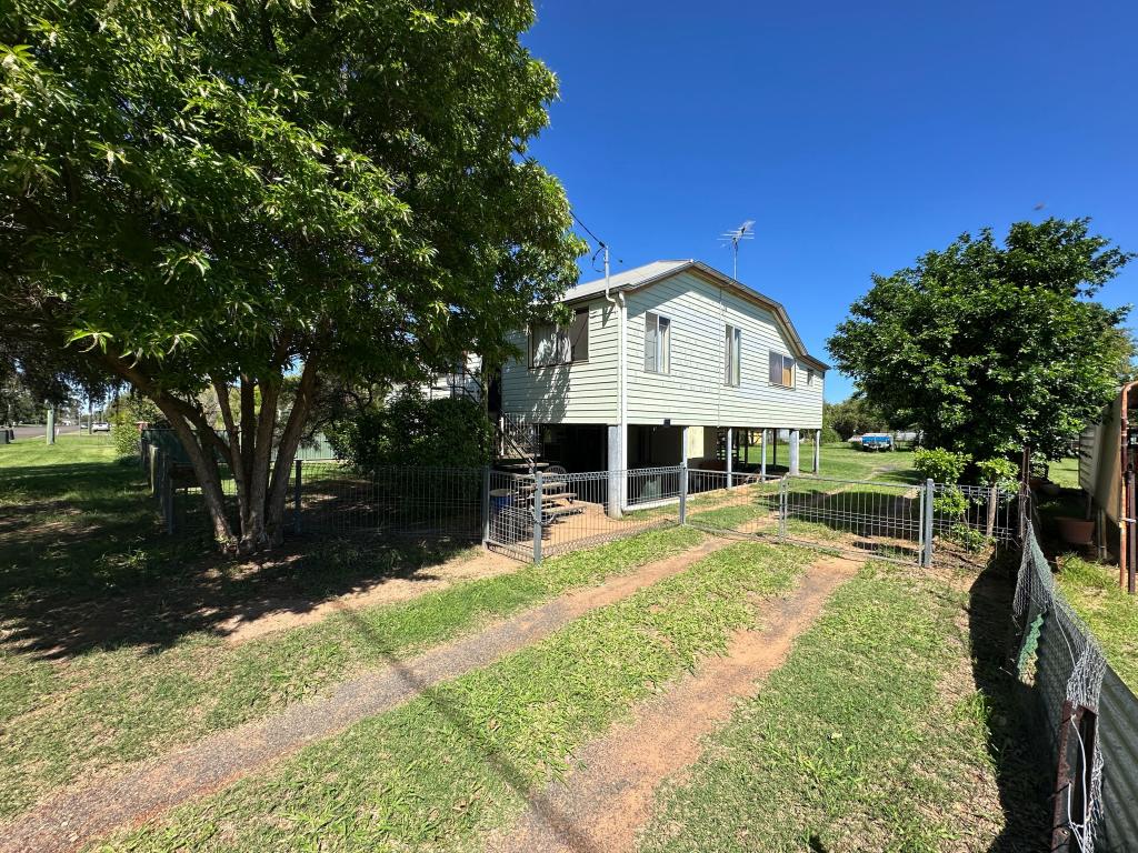 19 Edward St, Charleville, QLD 4470