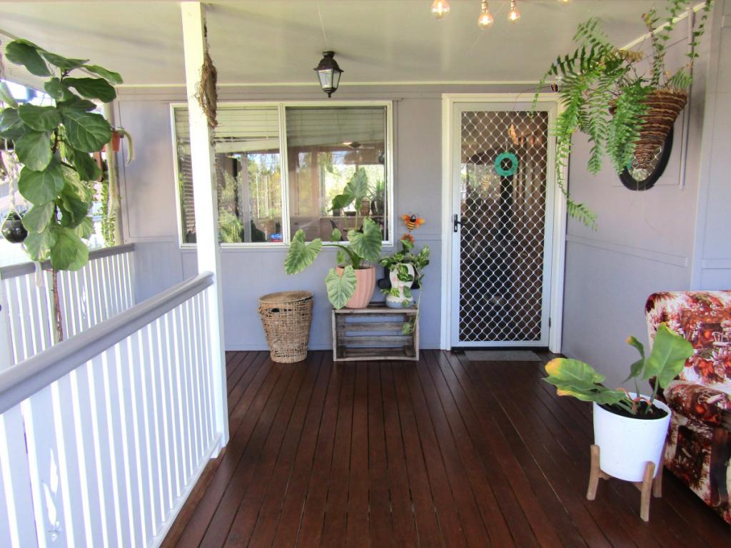 19 Gidyea St, Blackwater, QLD 4717