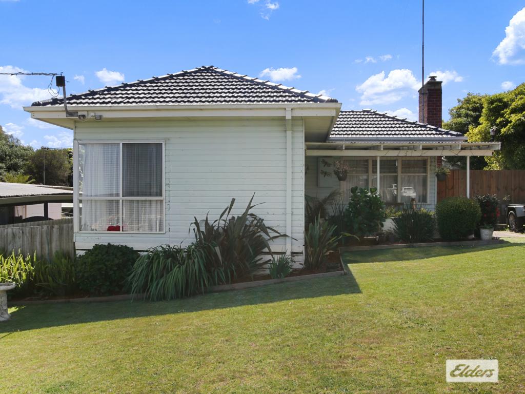 10 Oneills Rd, Lakes Entrance, VIC 3909