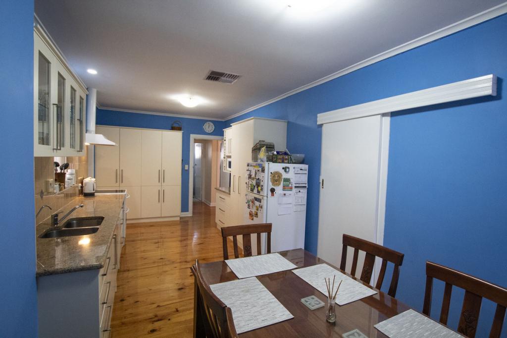 26 Graham Ave, Hackham, SA 5163