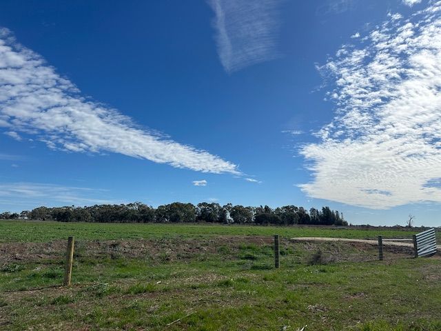 1 HAYES LANE, KERANG, VIC 3579