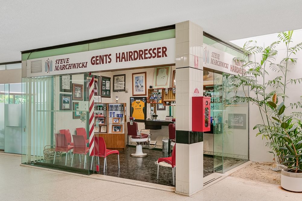  SM GENTS HAIRDRESSER FOR SALE LOCATED AT 40 GRIFF, COOLANGATTA, QLD 4225