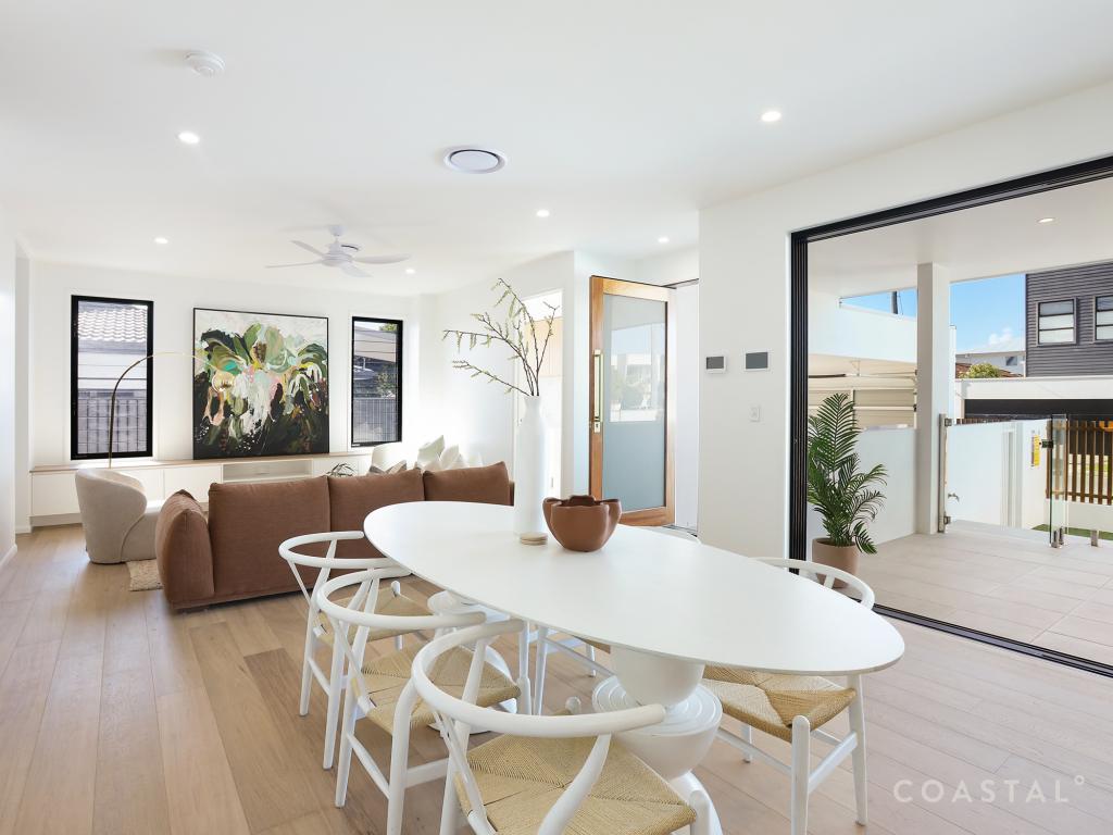 2 Helena St, Biggera Waters, QLD 4216