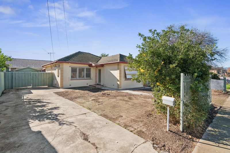 8 Poole Ave, Hampstead Gardens, SA 5086