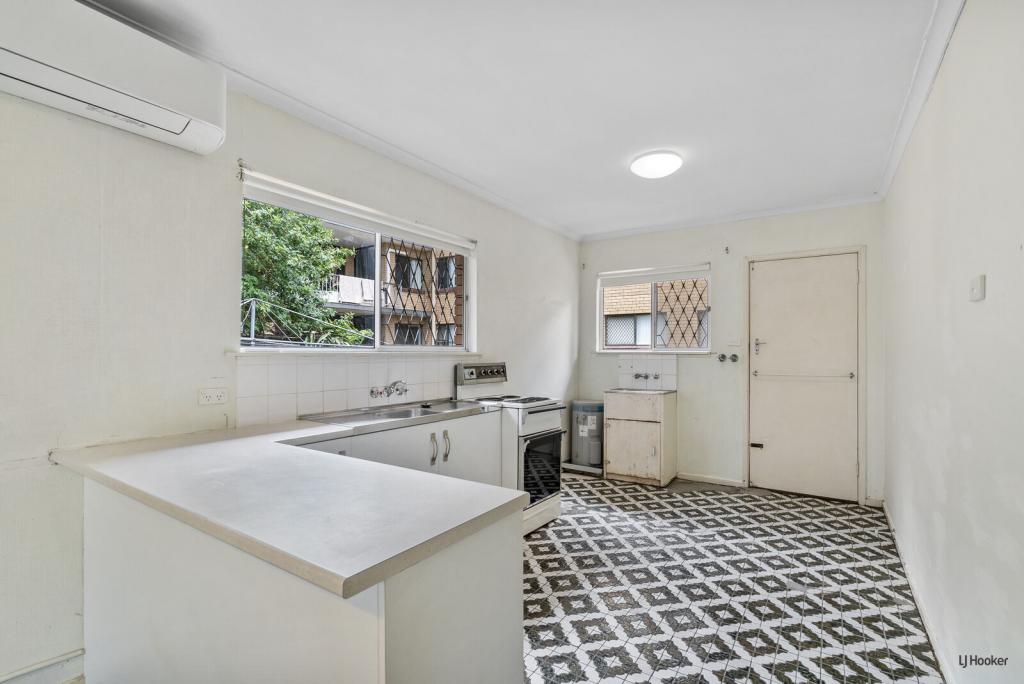 2/30 ALEXANDRA AVE, MERMAID BEACH, QLD 4218