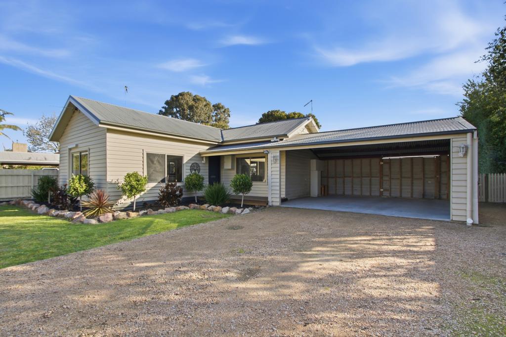 63 Mcadam St, Maffra, VIC 3860