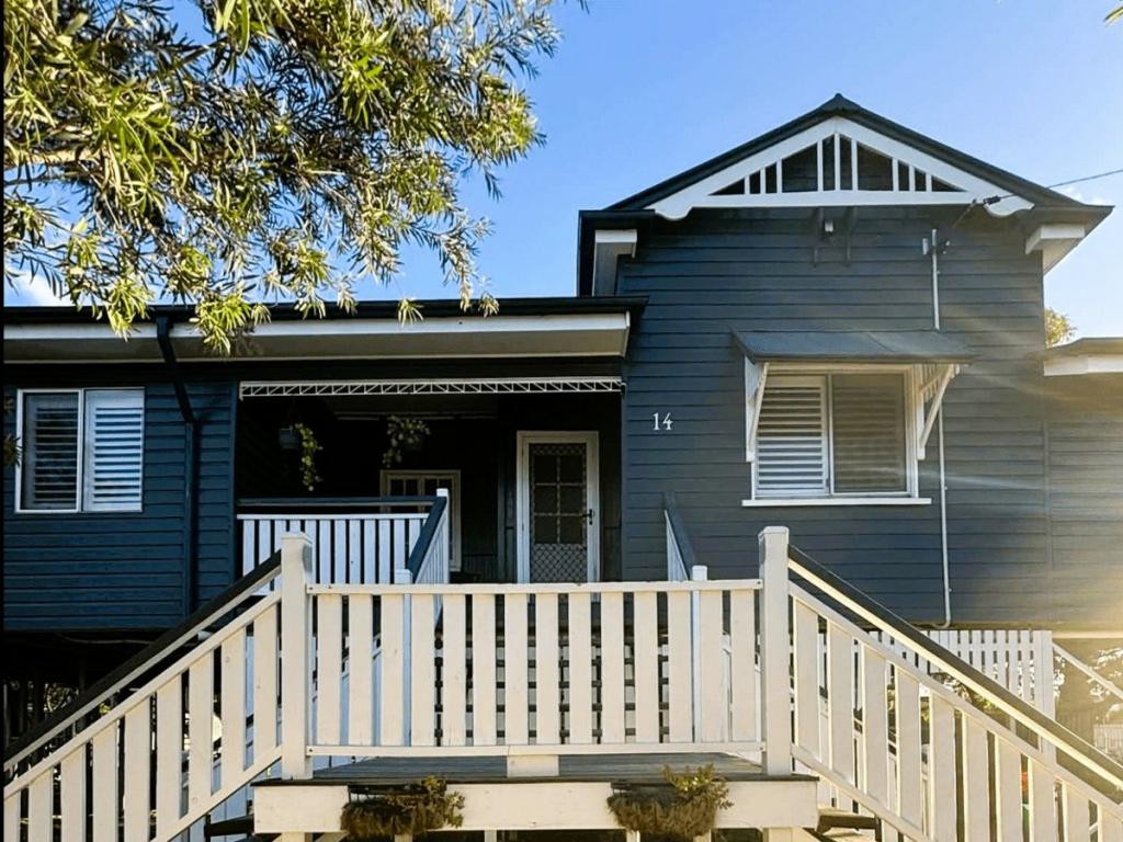 14 Lovell St, Roma, QLD 4455