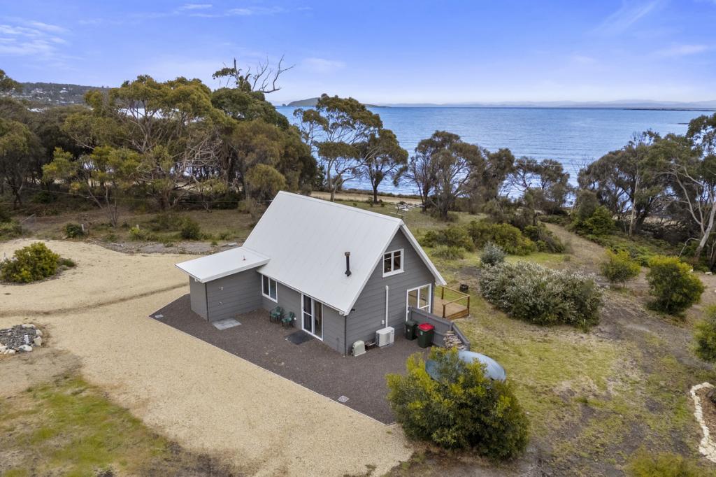 108 APEX POINT RD, WHITE BEACH, TAS 7184