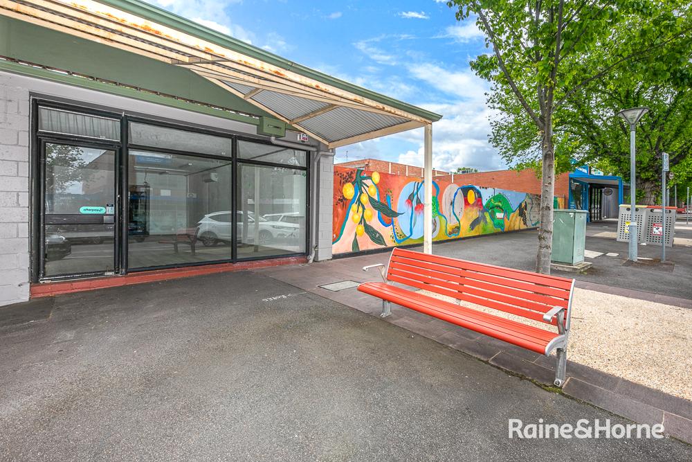 58 Oshanassy St, Sunbury, VIC 3429