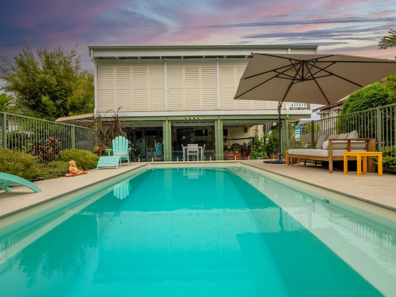 9 Henry St, West End, QLD 4810